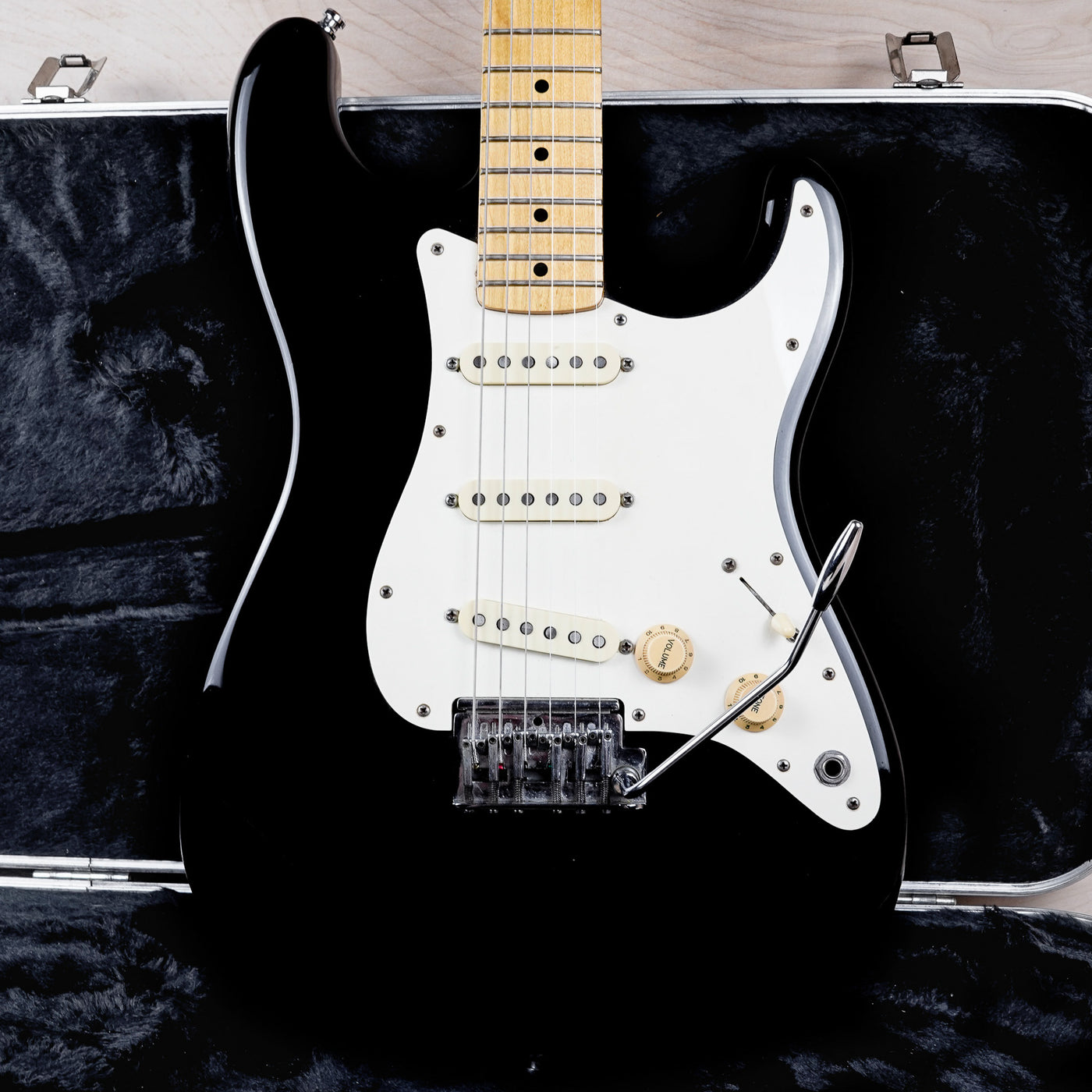 Fender Standard Stratocaster 1983 Black Vintage USA 2 Knob Dan Smith Era w/ OHSC, FreeFlyte Tremolo Arm