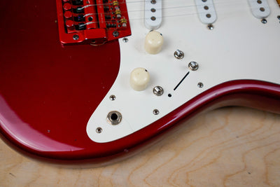 Fender American Stratocaster w/ Red Kahler Bridge 1984 Candy Apple Red Vintage USA w/ Bag