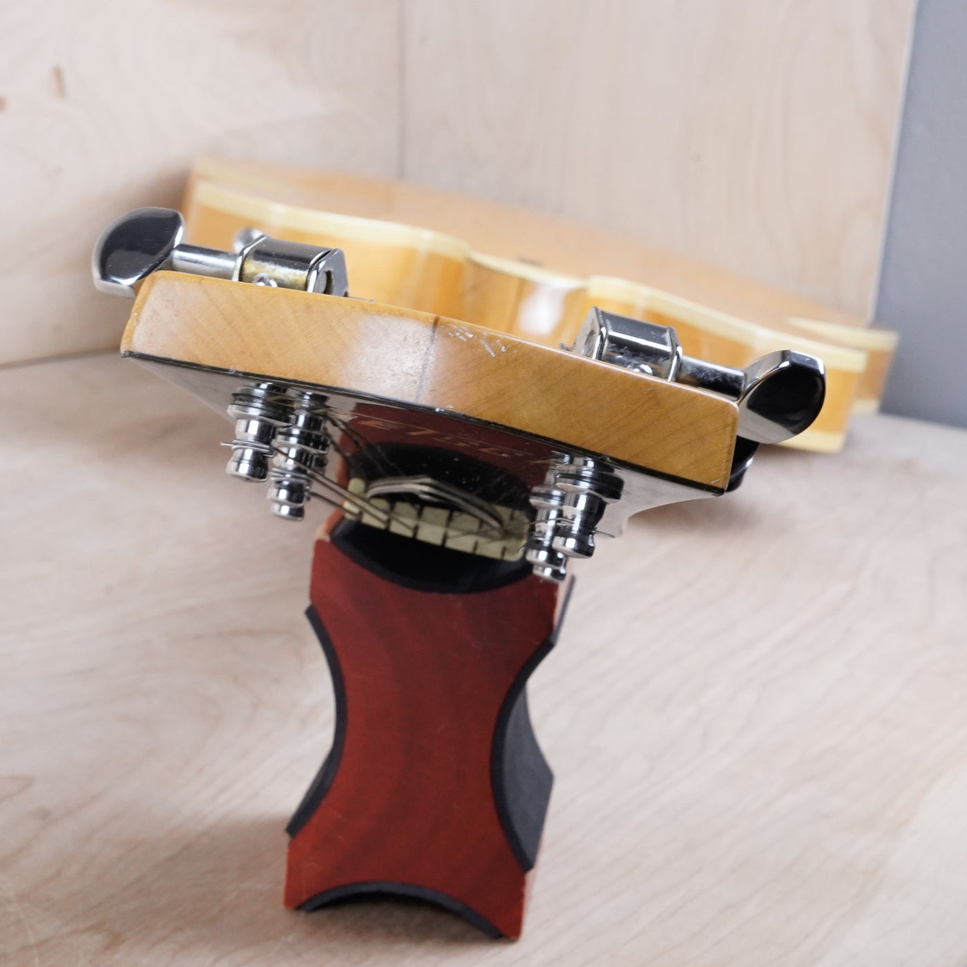 Gretsch 7607 Broadkaster Hollow Body 1975 Natural Filter'Tron Pickups Vintage USA w/ OHSC