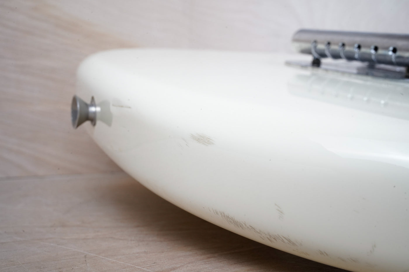 Fender MG-65 Mustang Reissue CIJ 2007 Vintage White US Vintage Grey Bobbin Pickups w/ Bag