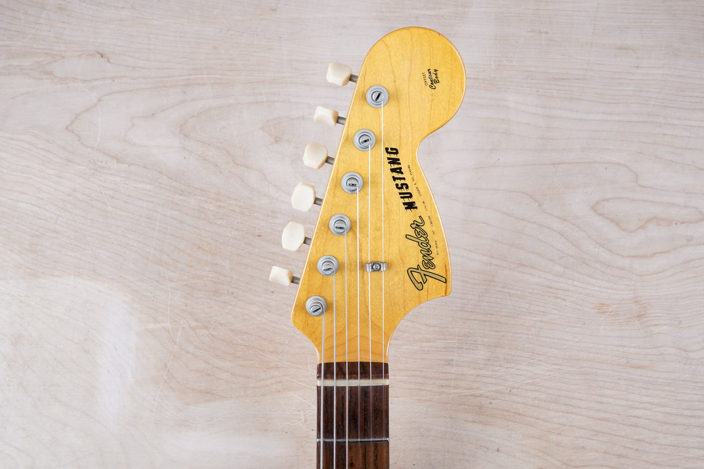 Fender MG-65 Mustang Reissue CIJ 2007 Vintage White US Vintage Grey Bobbin Pickups w/ Bag