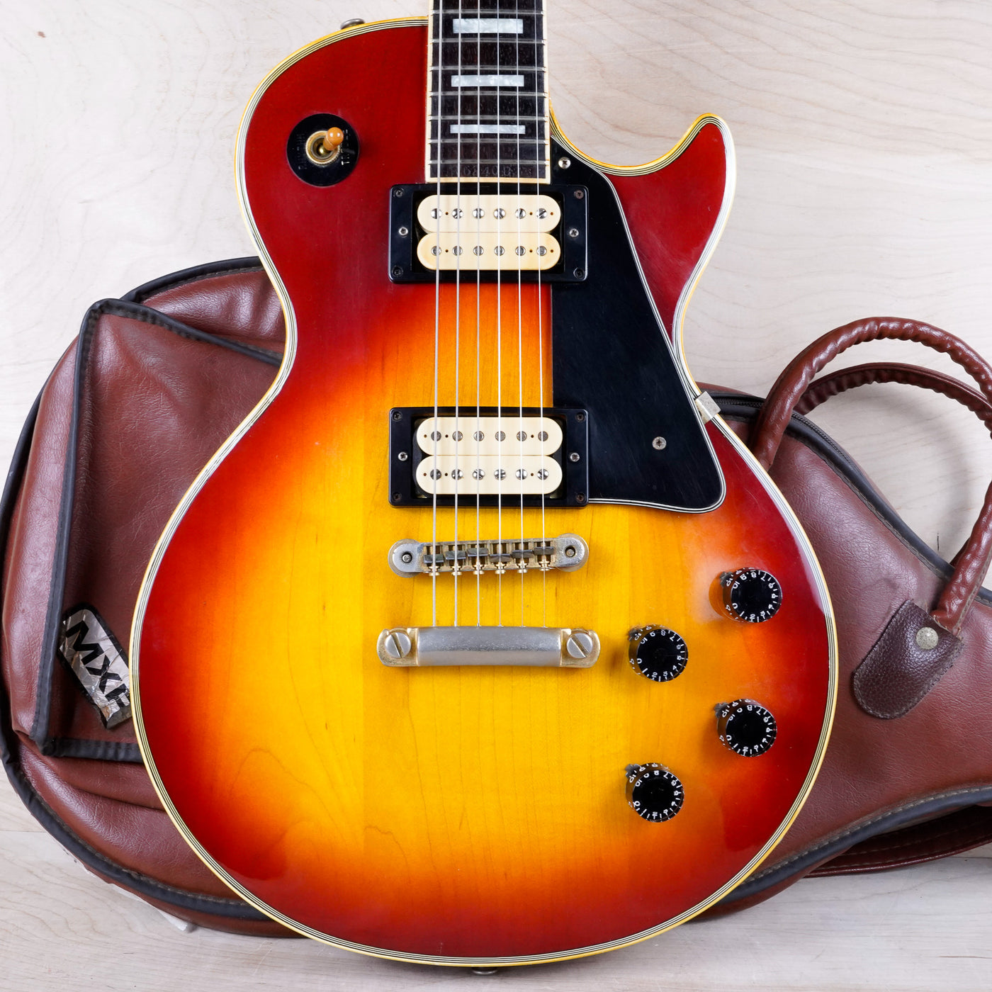 Burny FLC-85 Custom MIJ 1976 with Vintage Dimarzio PAF Pickups Double White Japan Tereda w/ Gig Bag