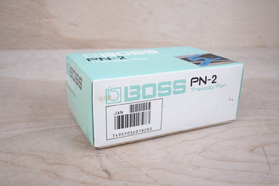 Boss PN-2 Tremolo/Pan (Silver Label) 1990 Green Made in Taiwan in Box