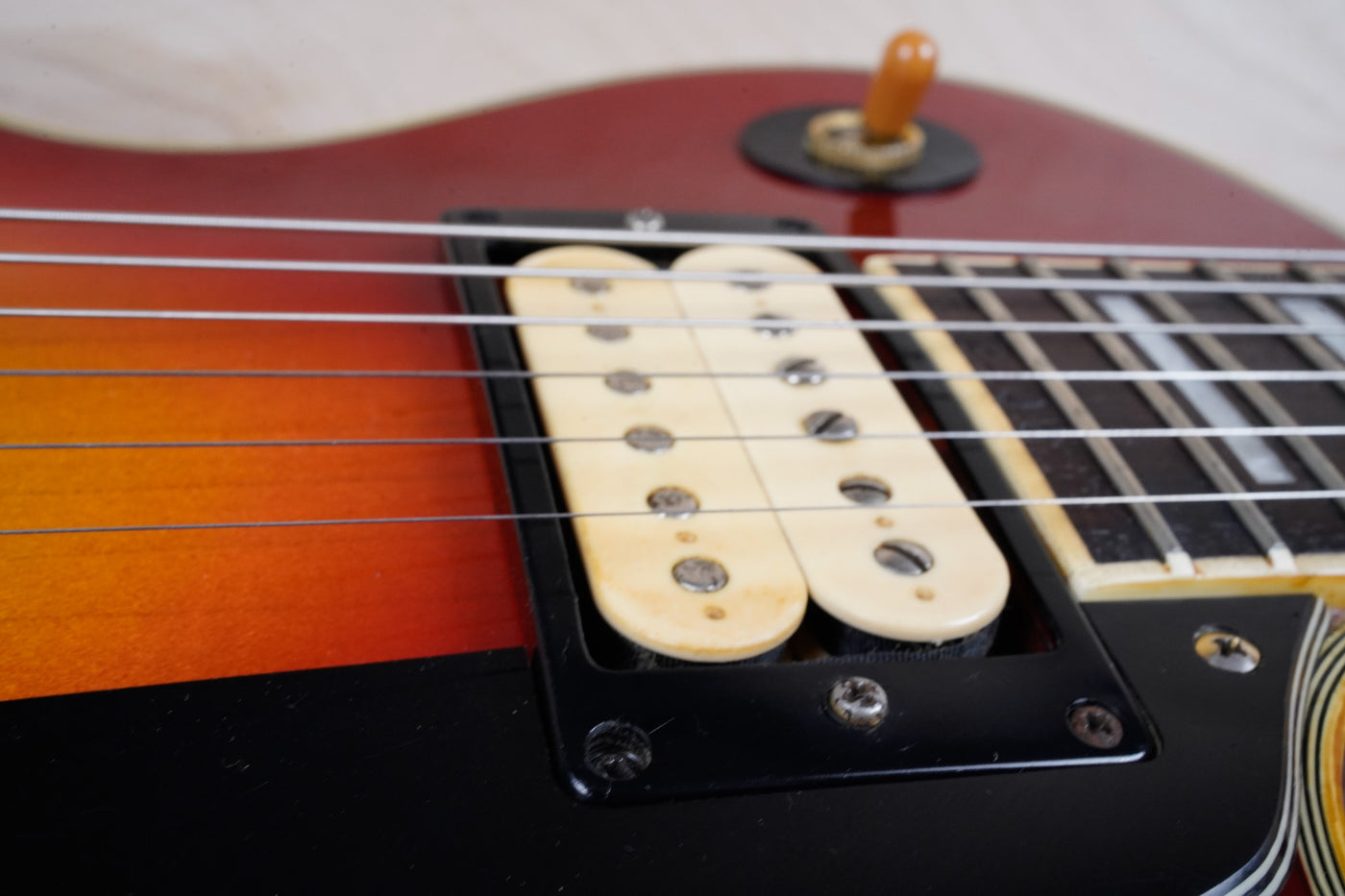 Burny FLC-85 Custom MIJ 1976 with Vintage Dimarzio PAF Pickups Double White Japan Tereda w/ Gig Bag