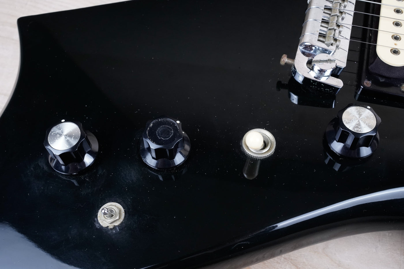 Fernandes BG-80 MIJ 1990s Black Made in Japan w/ Bag