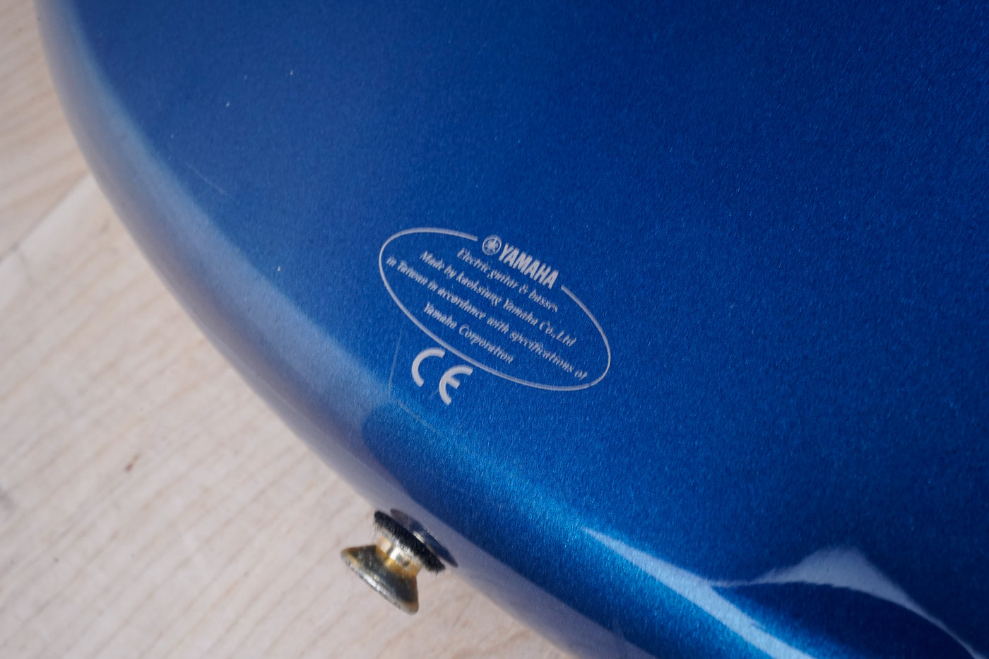 Yamaha SGV-700 Flying Samurai 2000 Shelby Blue w/ Bag