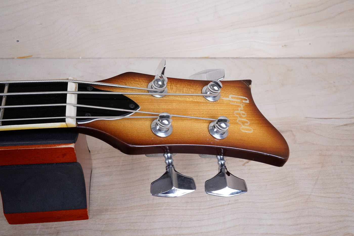 Greco VB-360 Violin Bass MIJ Vintage 1970s Sunburst Maxon Pickups w/ OHSC