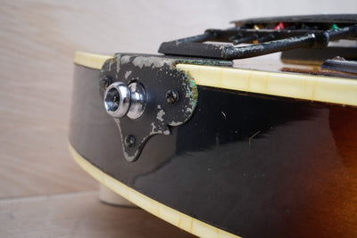 Greco VB-360 Violin Bass MIJ Vintage 1970s Sunburst Maxon Pickups w/ OHSC