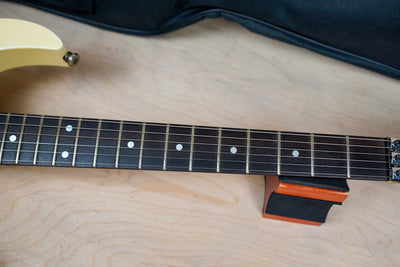 Ibanez PGM30 Paul Gilbert Signature with Lo-Pro Edge Tremolo MIJ 2000 White w/ Bag