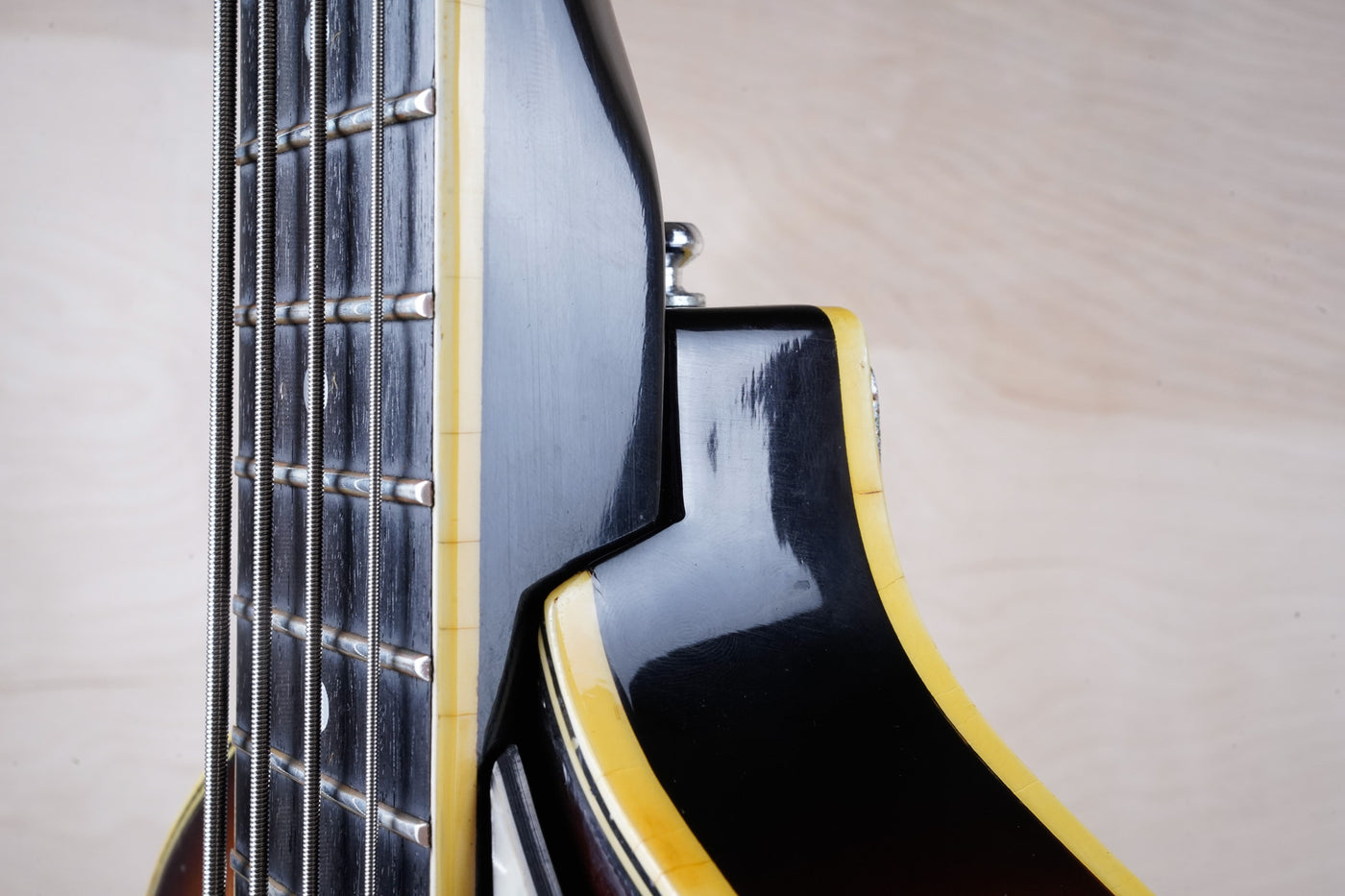 Greco VB-360 Violin Bass MIJ Vintage 1970s Sunburst Maxon Pickups w/ OHSC