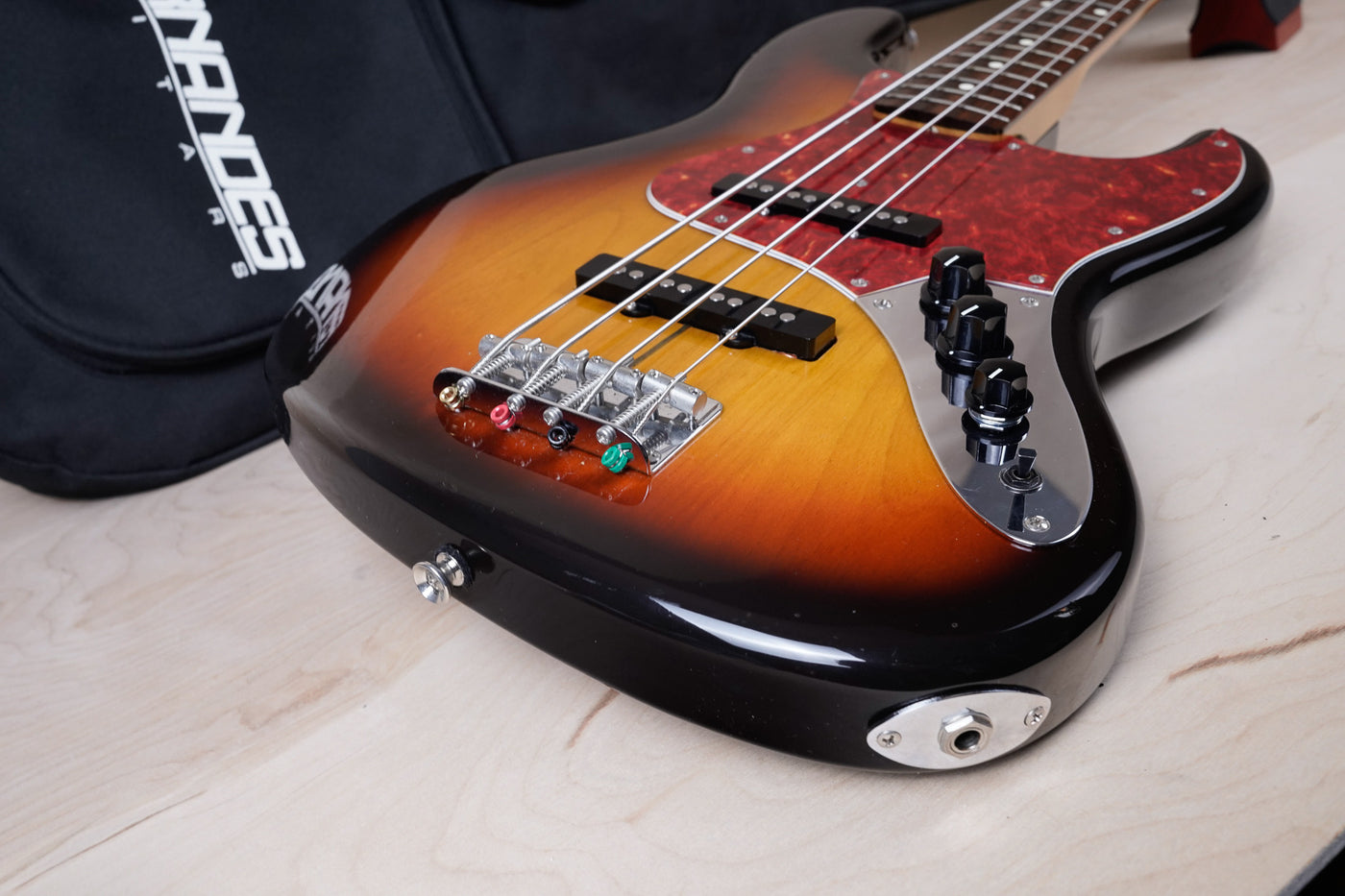 Fender JB-62M Medium Scale Jazz Bass CIJ Modified 1999 Sunburst Modified w/ Bag