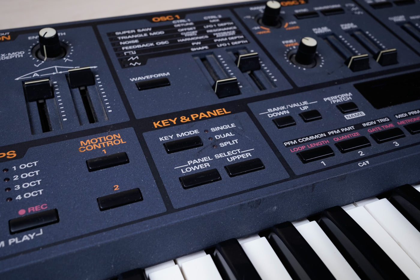 Roland JP-8000 49-Key Synthesizer 1997 - Cobalt
