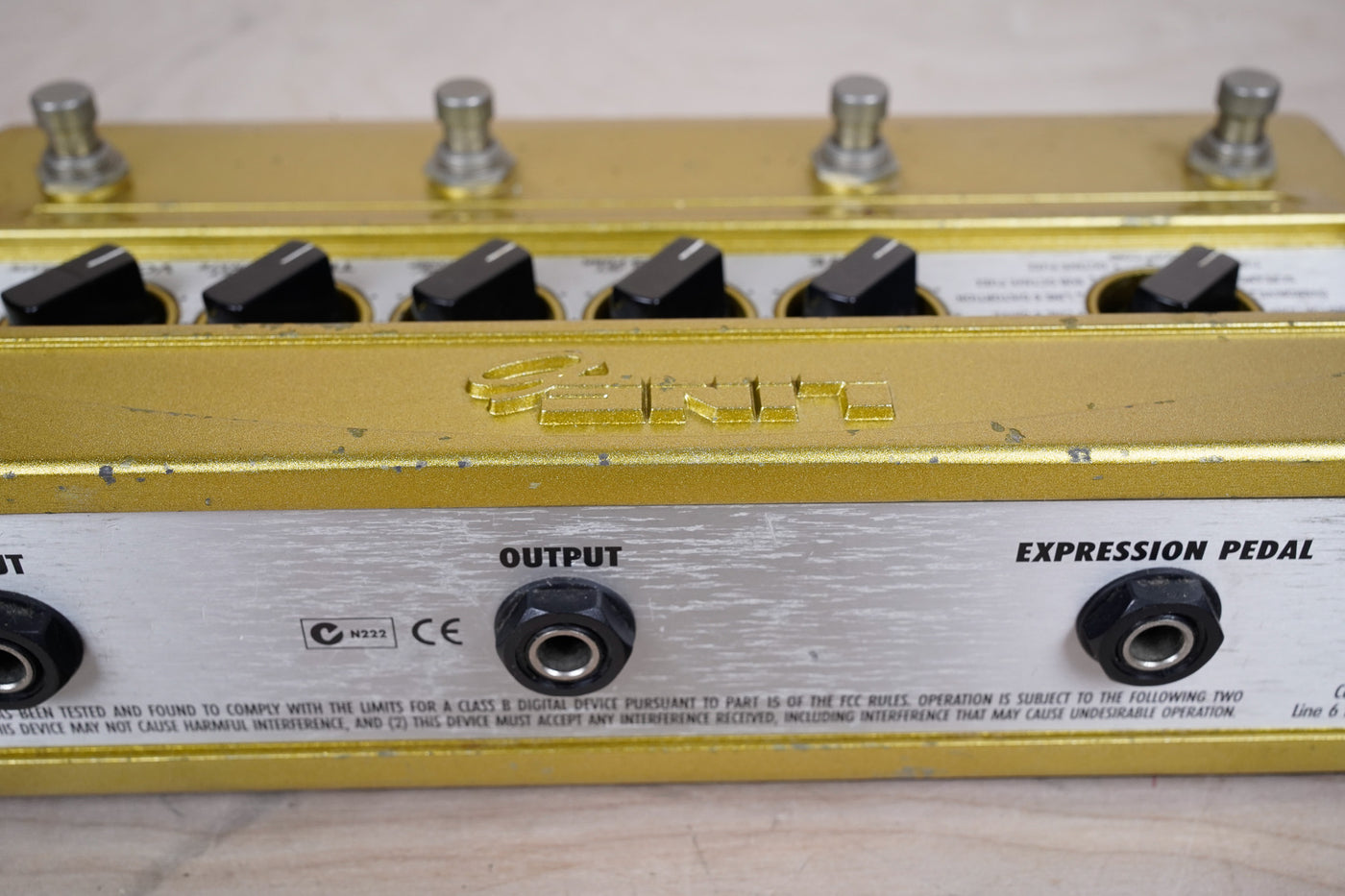 Line 6 DM4 Distortion Modeler Gold Made in USA