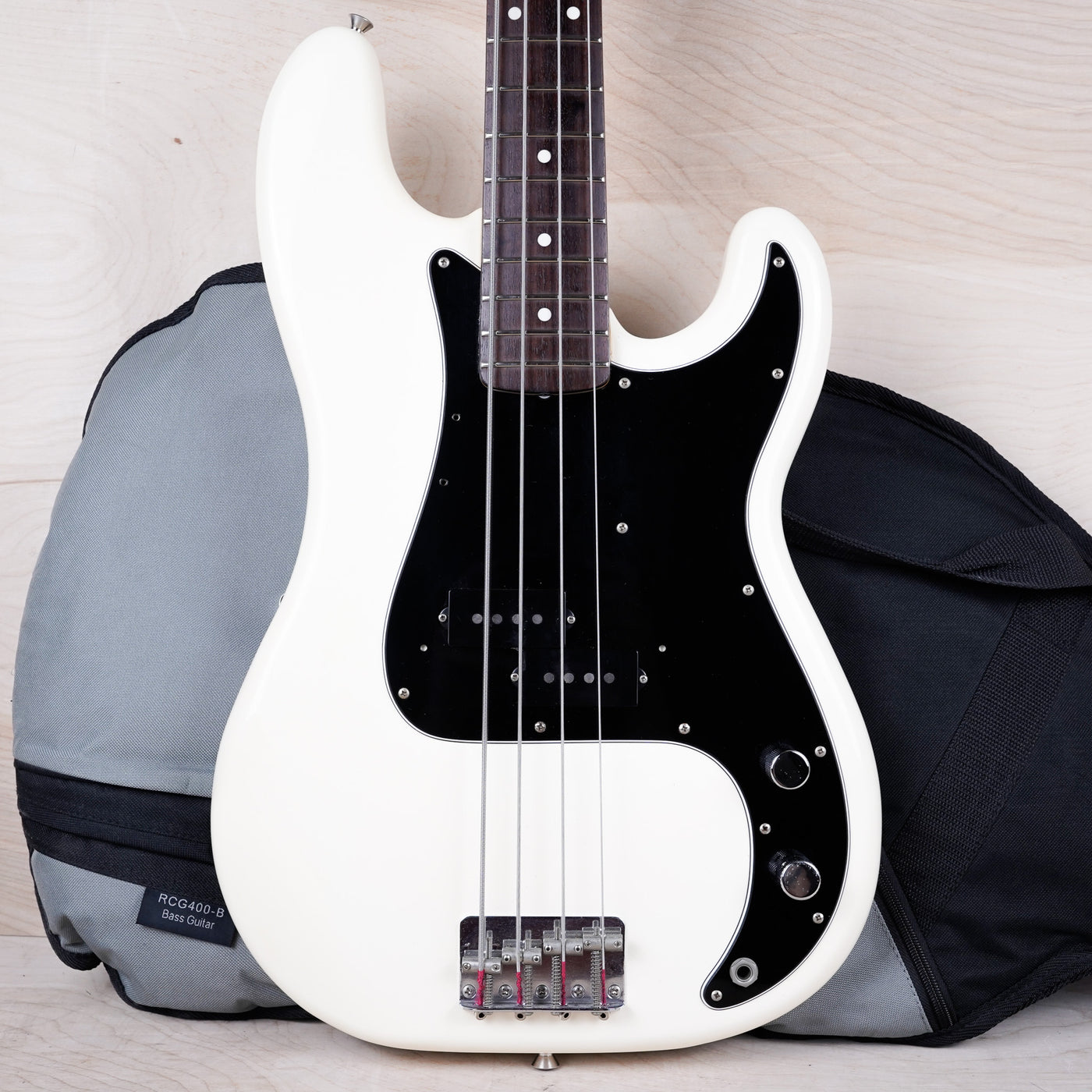 Fender PB70-70US Precision Bass Reissue CIJ 2002 Olympic White USA Vintage Pickups w/ Bag