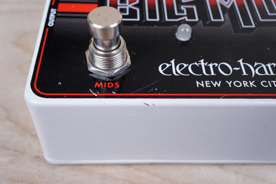 Electro-Harmonix Deluxe Big Muff Pi Distortion / Sustainer Black & Red w/ Power Supply