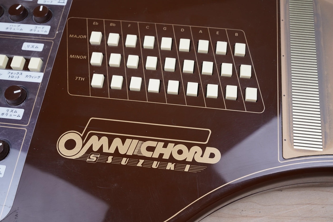 Suzuki OM-27 Omnichord 1981 Brown Original Version w/ Power Supply