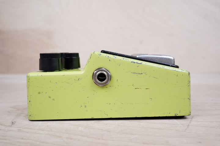 Maxon SD-9 Sonic Distortion 1980s Neon Green Vintage Made in