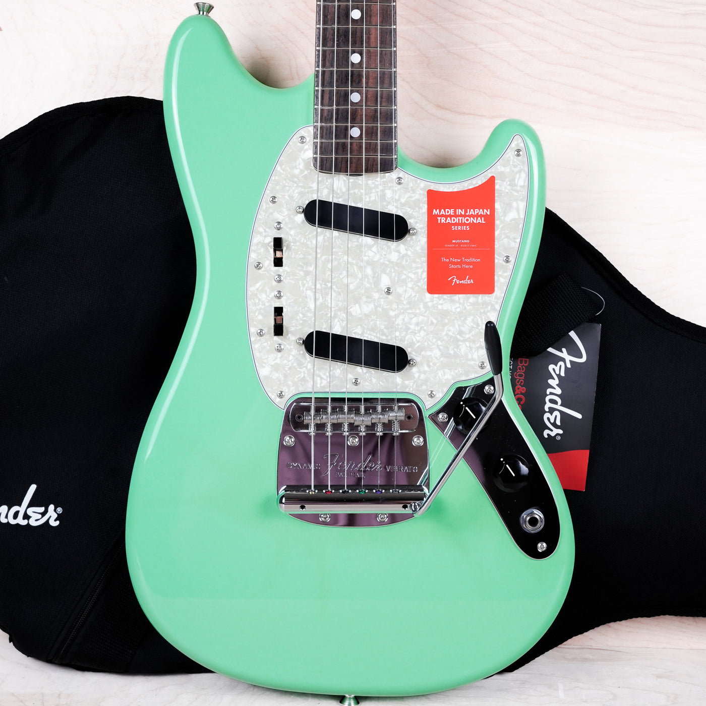 Fender Traditional '60s Mustang MIJ 2017 Surf Green Japan Exclusive w/ Bag