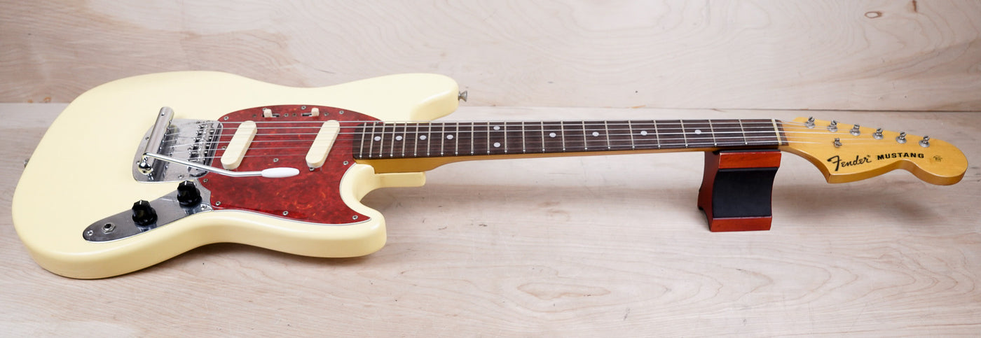 Fender MG-69 Mustang Reissue CIJ 1997 Yellow White Crafted in Japan w/ Bag