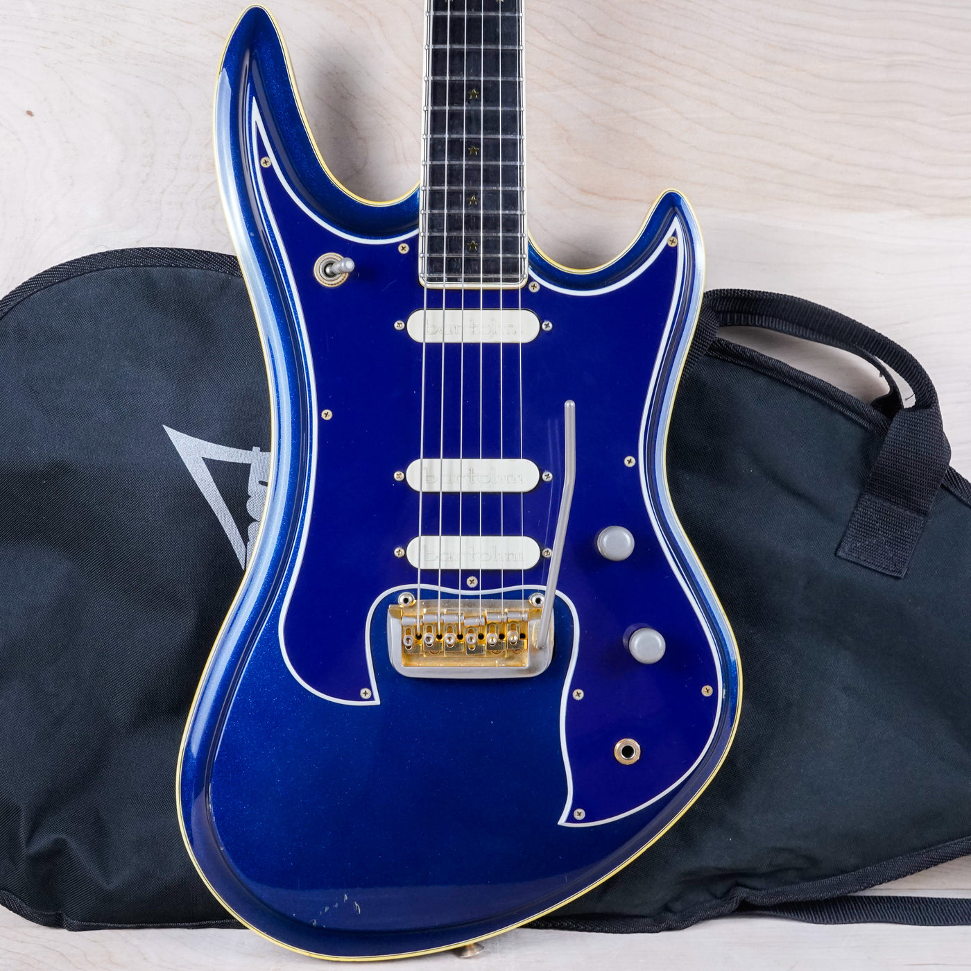 Guyatone LG-2100 Sharp 5 MIJ 1994 Blue Bartolini Pickups Japan w/ Bag