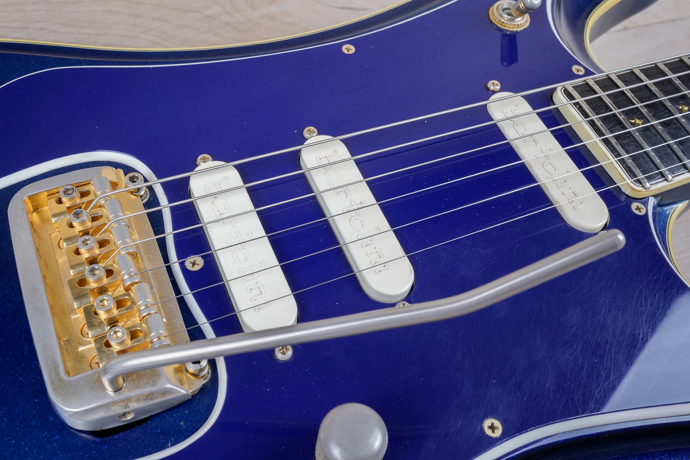 Guyatone LG-2100 Sharp 5 MIJ 1994 Blue Bartolini Pickups Japan w/ Bag