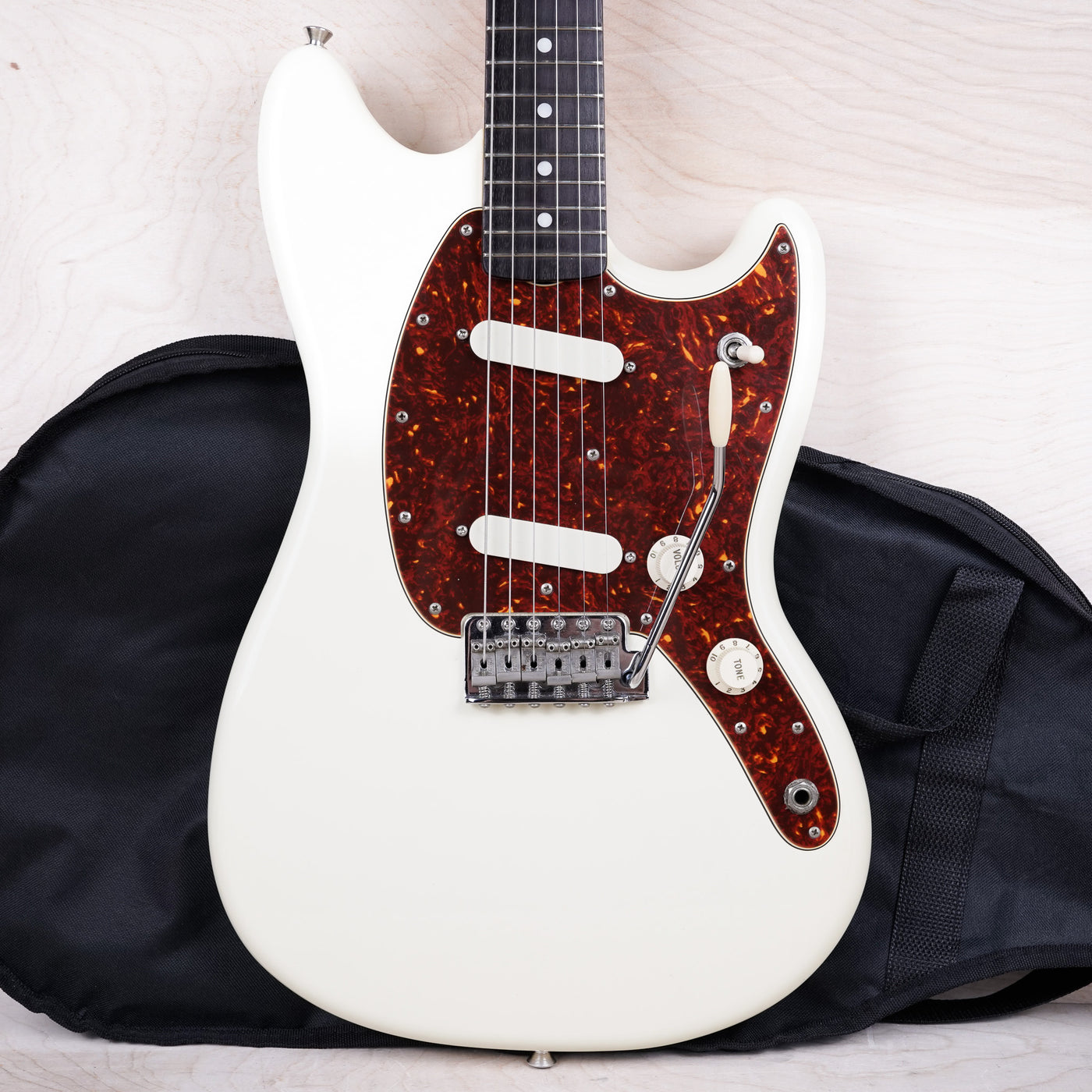 Fender Char Signature Mustang MIJ 2020 Olympic White Japan w/ Bag