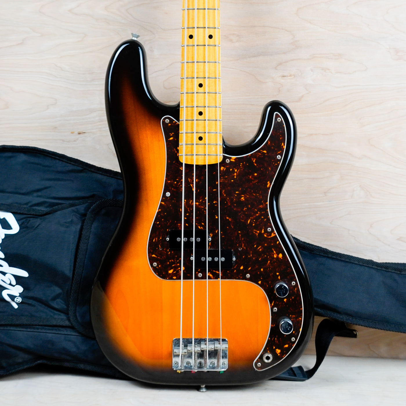 Fender PB-57 Precision Bass Reissue CIJ 2004 Sunburst Crafted in Japan w/  Bag