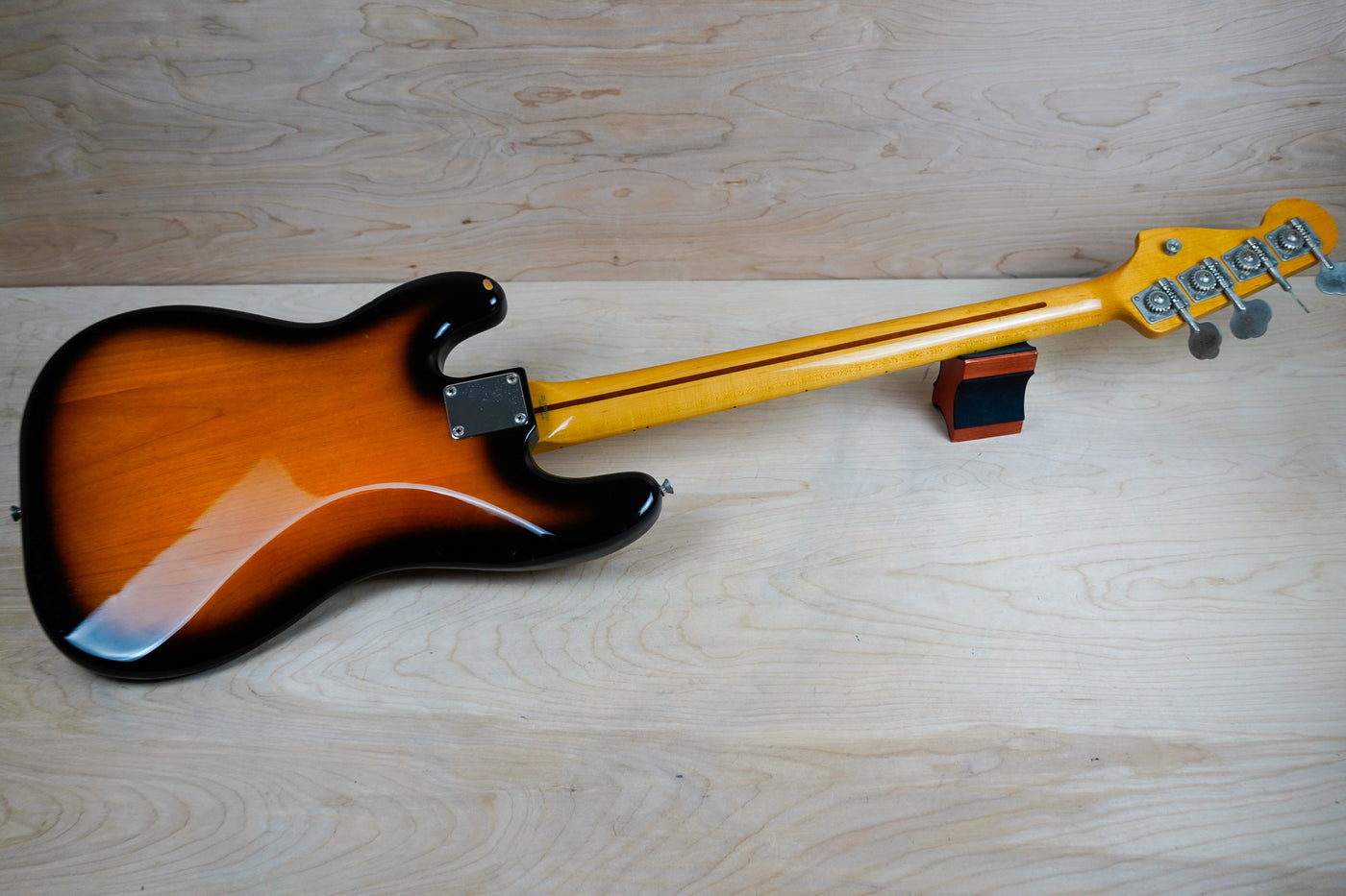 Fender PB-57 Precision Bass Reissue CIJ 2004 Sunburst Crafted in Japan w/ Bag