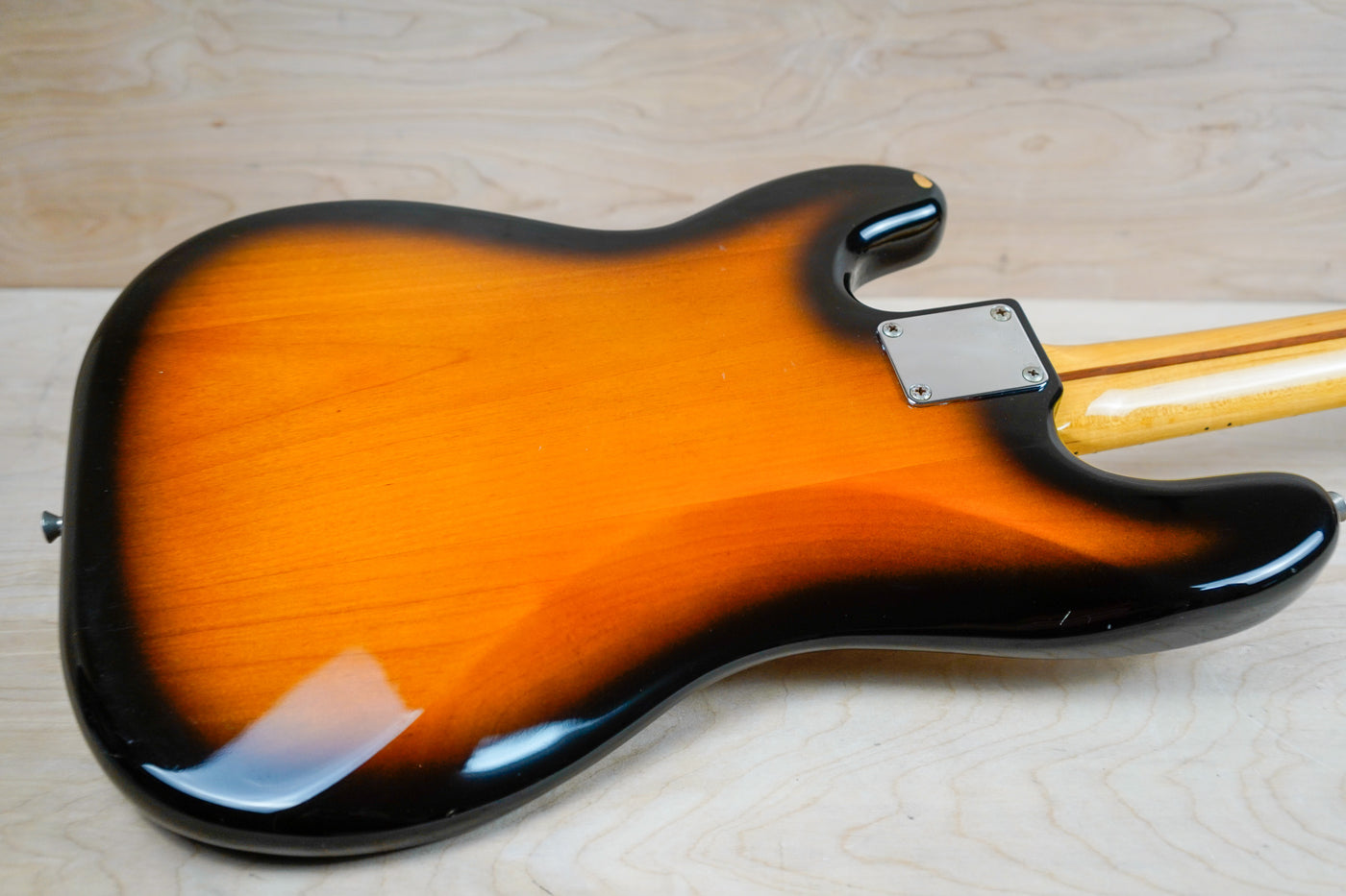 Fender PB-57 Precision Bass Reissue CIJ 2004 Sunburst Crafted in Japan w/ Bag