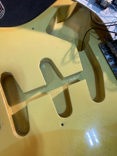 Fender Custom Edition ST57-140YM Yngwie Malmsteen Signature Stratocaster MIJ 1994 Pearl Yellow White Scalloped Japan Fujigen w/ OHSC