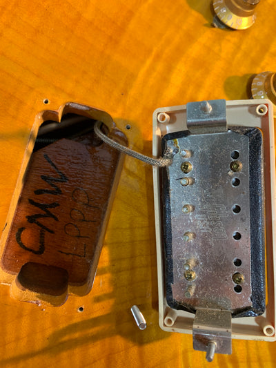 Gibson Les Paul Classic Premium Plus 1995 Translucent Amber w/ OHSC