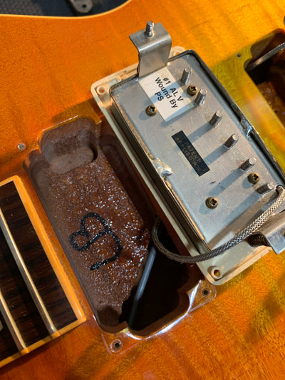 Gibson Les Paul Standard Premium Plus 2006 Lightburst AAA Flame Top '59 Neck Burstbucker Pickups w/ OHSC