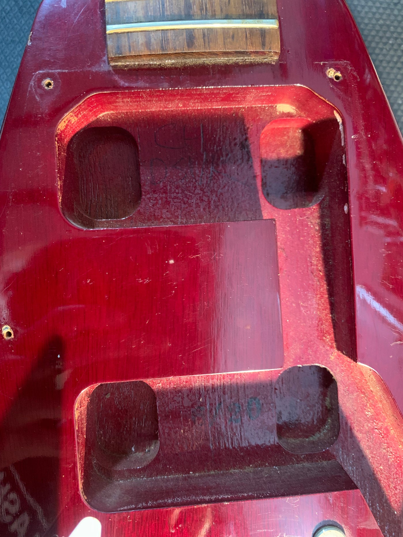 Gibson Flying V '67 1997 Cherry Seynour Duncan Pickups w/ OHSC