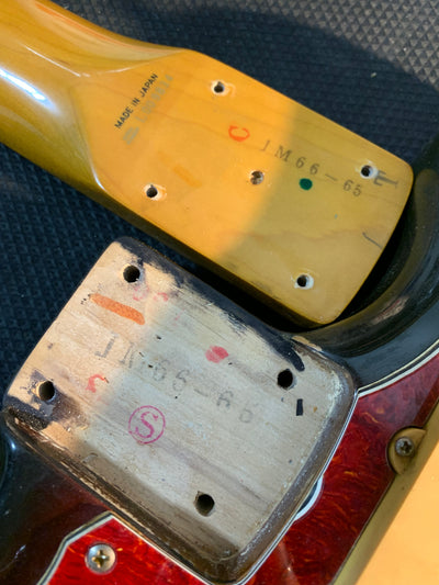Fender JM66-65 Jazzmaster Reissue MIJ 1992 Sunburst Made in Japan Offset w/ Bag
