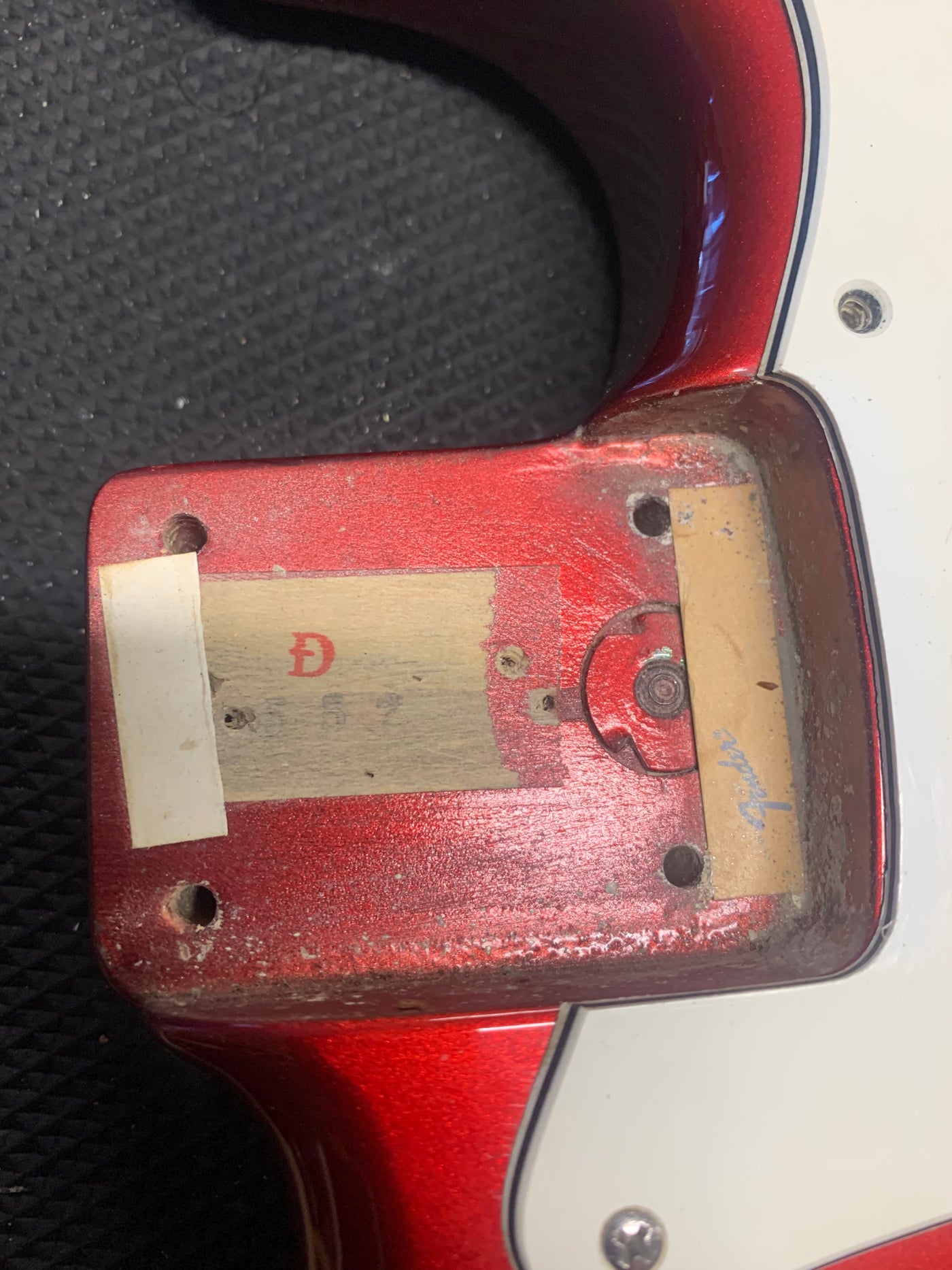 Fender ST-557 Contemporary Series Stratocaster SSS MIJ w/ System One Tremolo 1984 Candy Apple Red w/ Hard Case