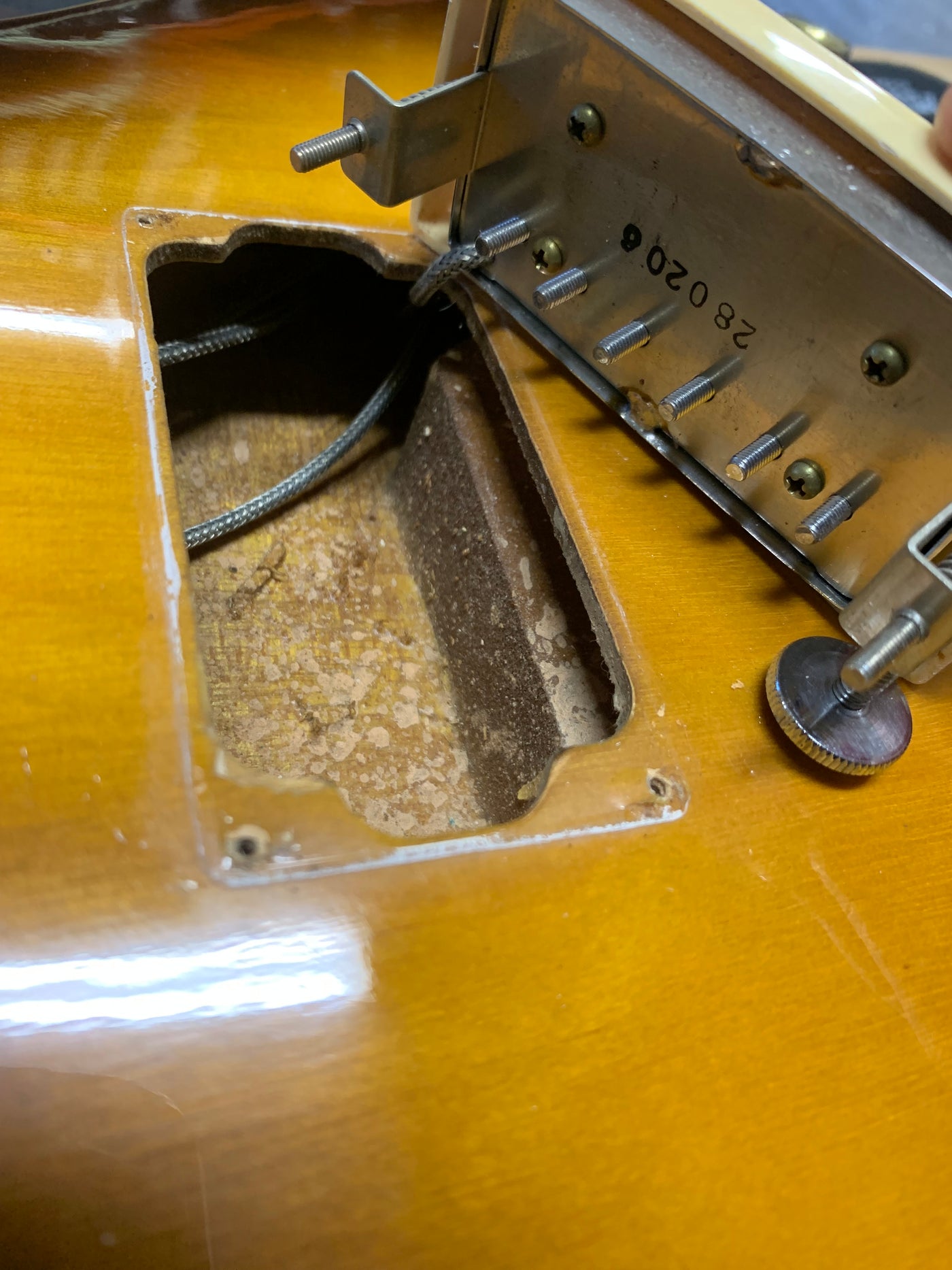 Greco EG-700 MIJ 1978 Tobacco Sunburst Vintage Maxon U-2000 Pickups Made in Japan  w/ Hard Case (Copy)
