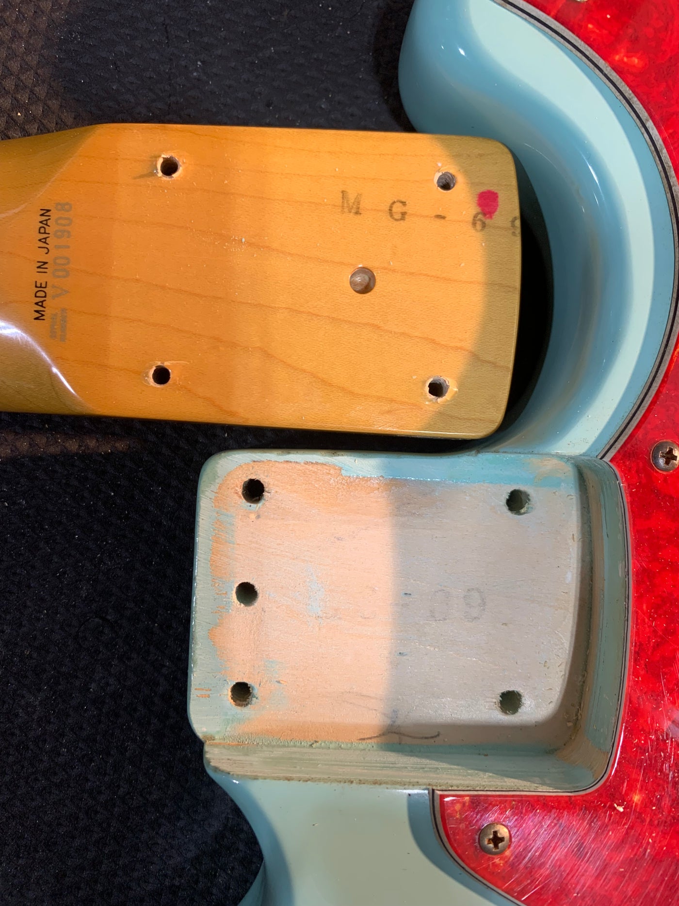 Fender MG-69 Mustang Reissue MIJ 1997 Sonic Blue Made in Japan w/ Bag