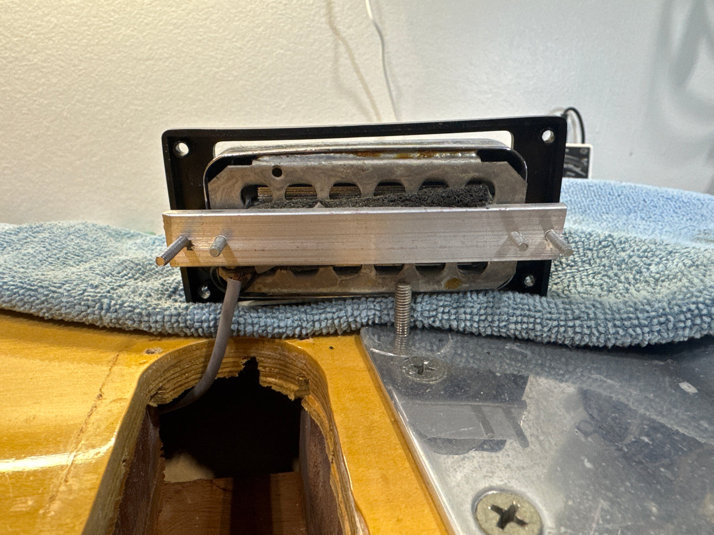 Gretsch 7607 Broadkaster Hollow Body 1975 Natural Filter'Tron Pickups Vintage USA w/ OHSC