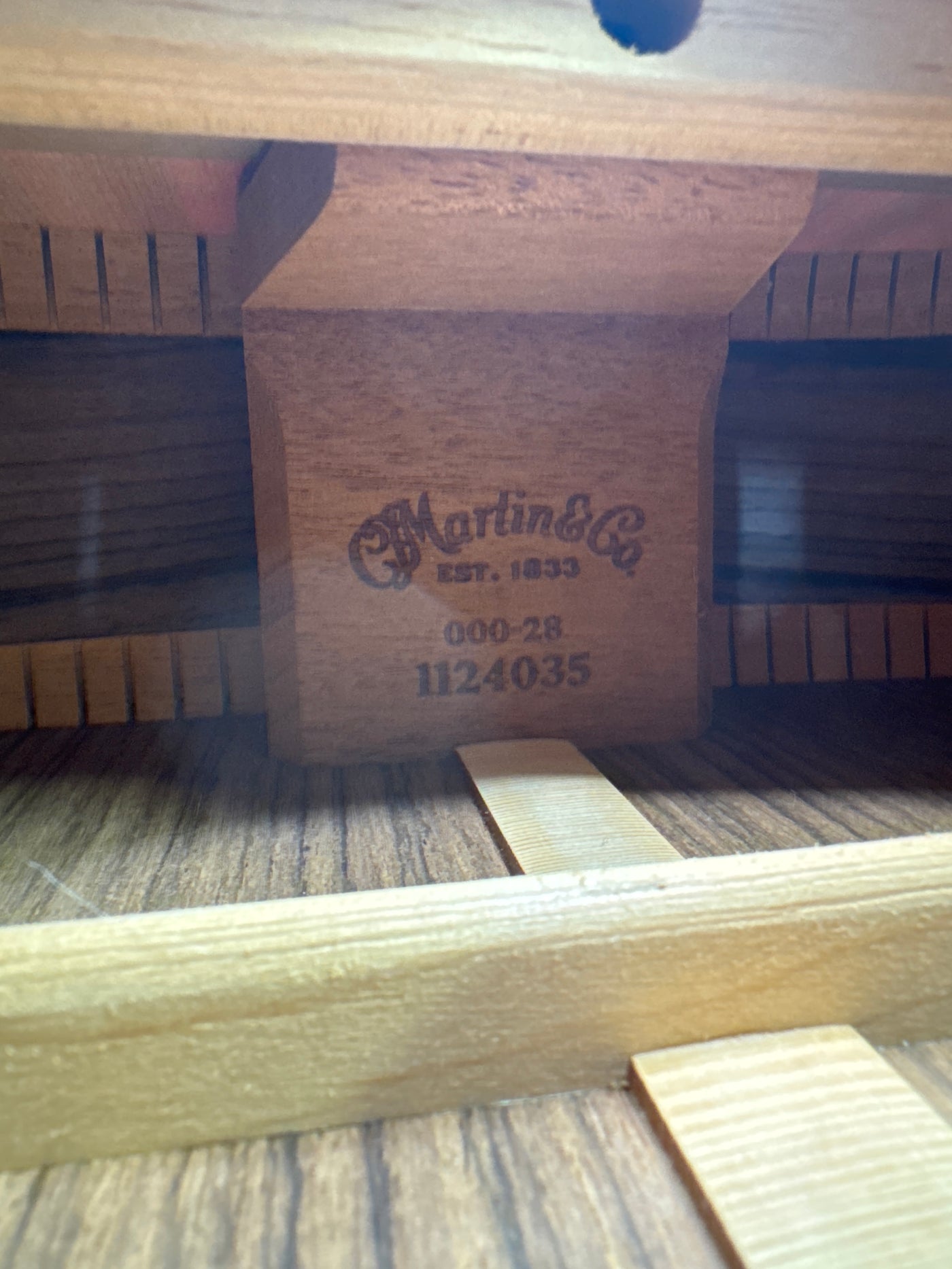 Martin 000-28 2006 Natural w/ OHSC