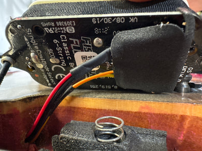 Cort X700 Duality II 2022 Lava Burst w/ Bag