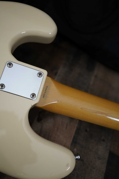 Fender PB-70 Precision P Bass 70s Reissue MIJ 1999 Vintage White CIJ Crafted in Japan Rosewood Board