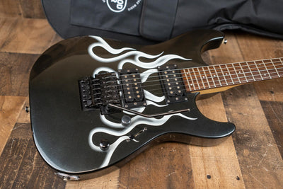 Squier Showmaster HH Ghost Flame Black Metallic / White Flame Locking Tremolo Rare Model