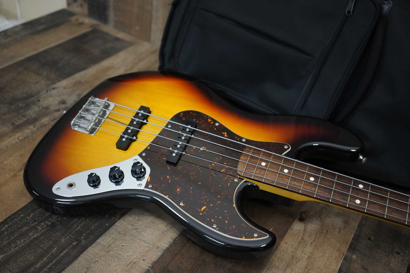 Fender Classic 60s Jazz J Bass MIJ 2016 Sunburst Japan Traditional Lacquer  Neck Rosewood Fretboard