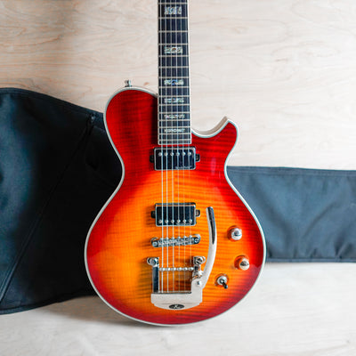 Michael Kelly Patriot Custom 2008 Cherry Burst Xtrem Tremolo w/ Bag
