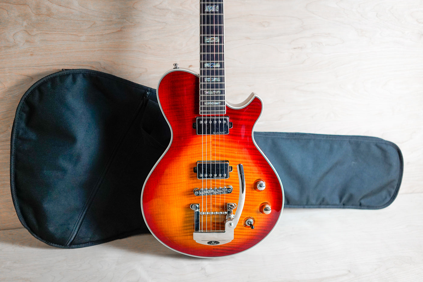 Michael Kelly Patriot Custom 2008 Cherry Burst Xtrem Tremolo w/ Bag