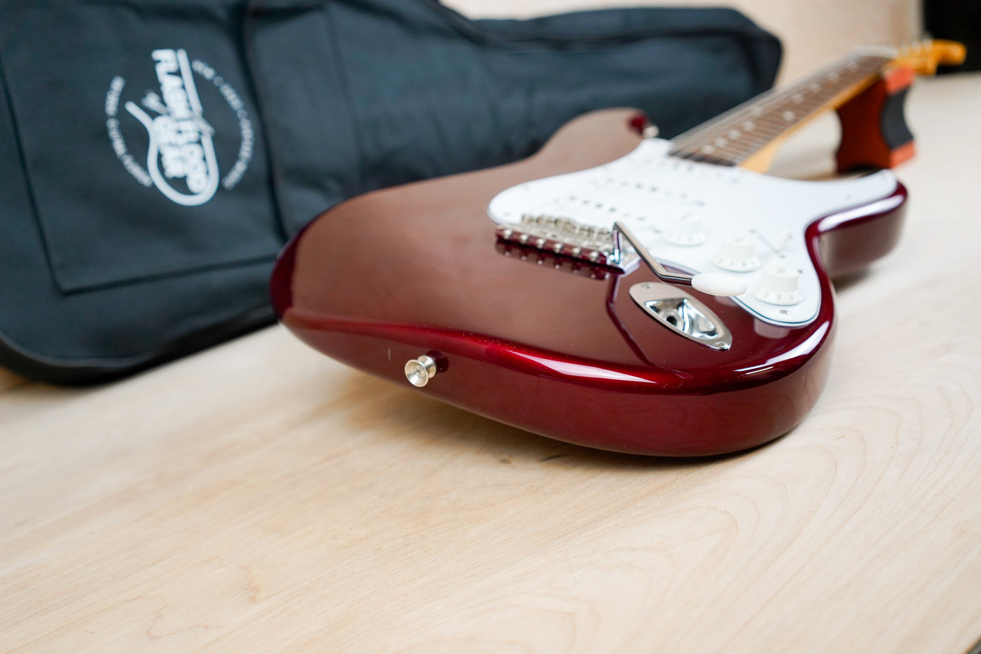Fender ST-62 Stratocaster Reissue MIJ 2006 Old Candy Apple Red OCR Made in Japan w/ Bag