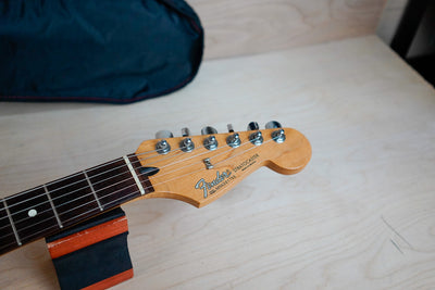 Fender MIM Standard Stratocaster 1998 Sunburst Rosewood Fretboard w/ Bag