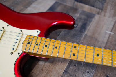 Fender Stratocaster USA 1979-1980 Candy Apple Red Refin Maple Fretboard w/ OHSC