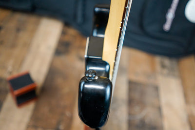 Fender 2006 Highway One Stratocaster HSS Sunburst Nitro Finish Rosewood Fretboard w/ Gig Bag