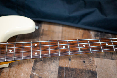 Fender JB-62 Jazz J Bass 62 Reissue CIJ Vintage White 2004 Crafted in Japan w/ Bag